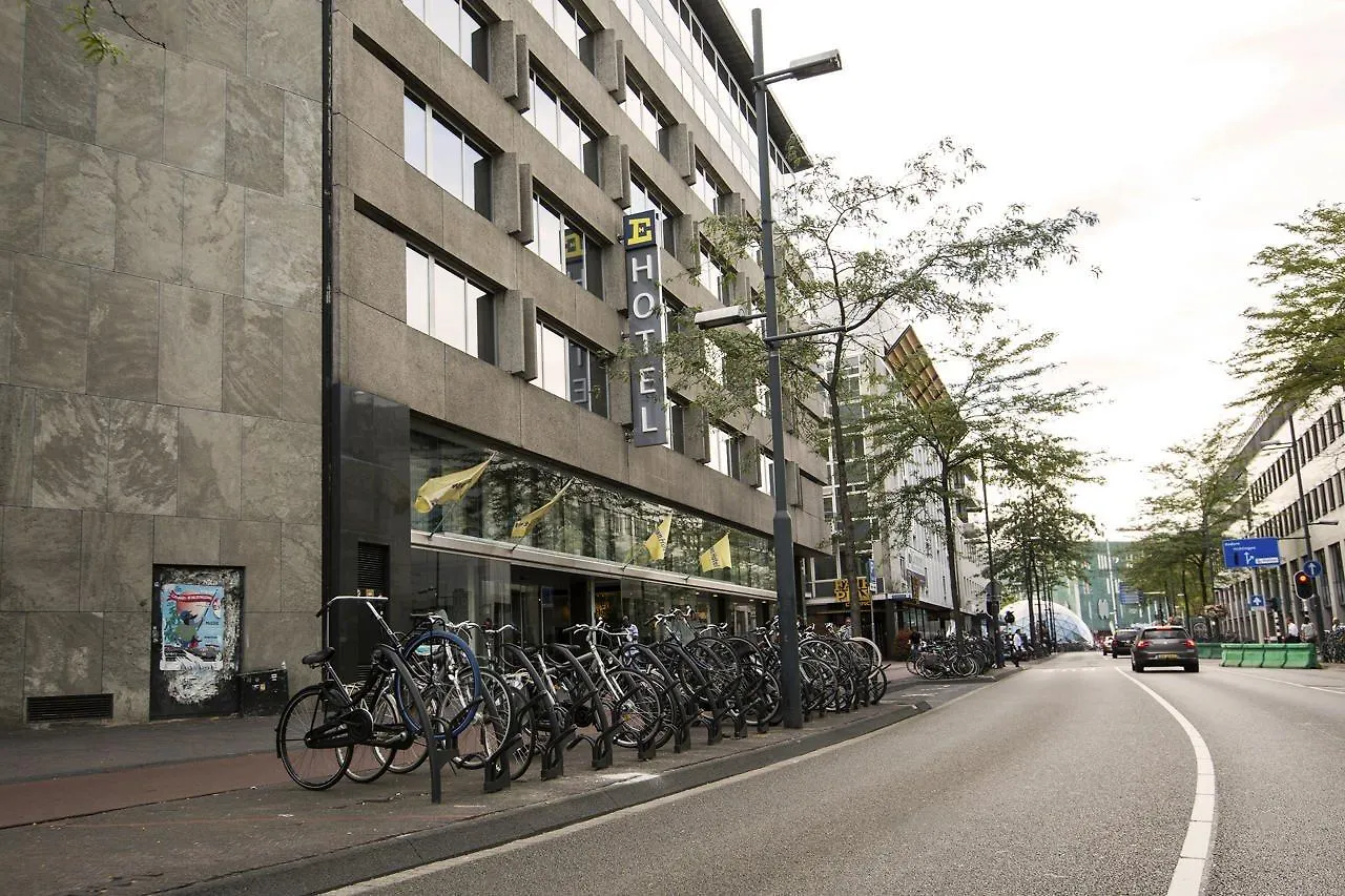 ****  Leonardo Hotel Eindhoven City Center Former Crown Hotel Pays-Bas