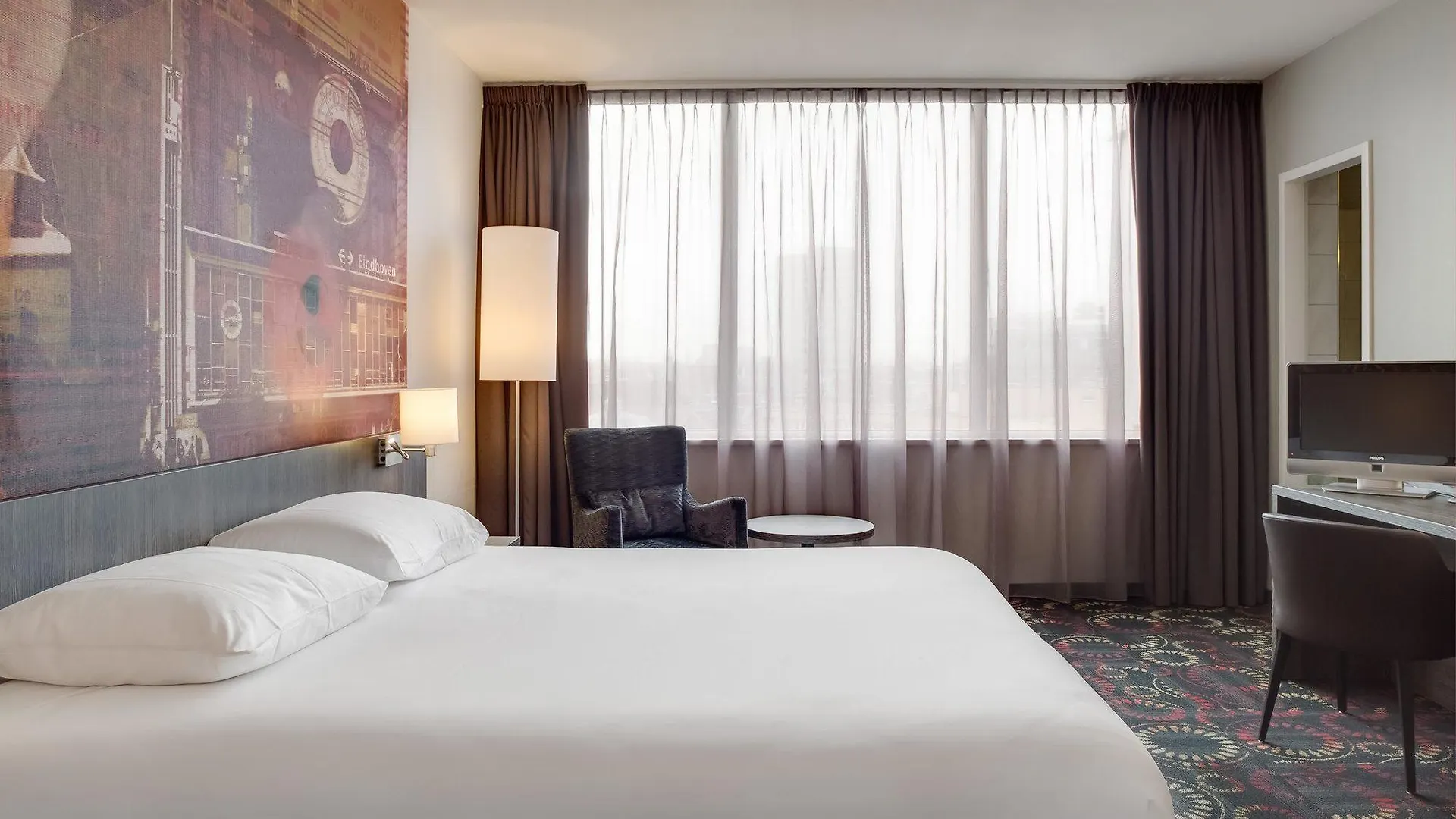 ****  Leonardo Hotel Eindhoven City Center Former Crown Hotel Pays-Bas